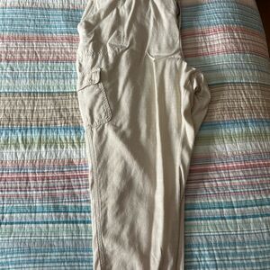 Wonderly Women’s Tan Cargo Pants NWOT